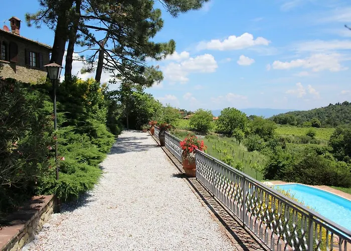 Palazzolo Alto Villa *